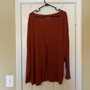 Ava & Viv Burnt Orange Henley w/Button Detail